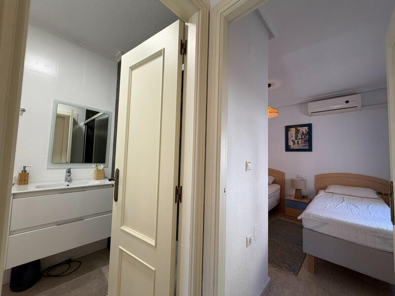 2 slaapkamer Appartement Te koop