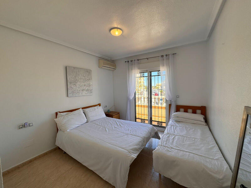 3 bedroom Townhouse for sale