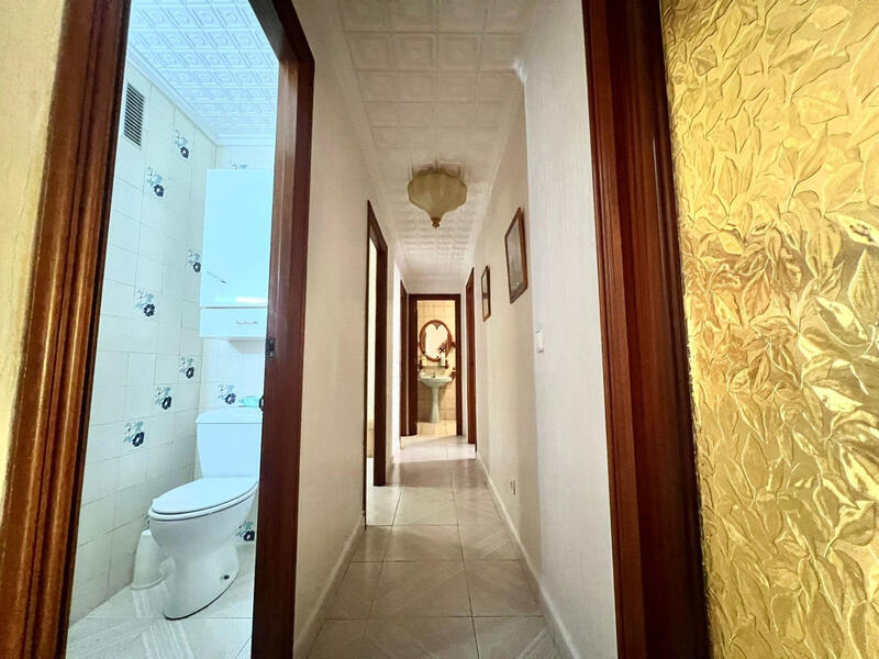 3 bedroom Apartment for sale