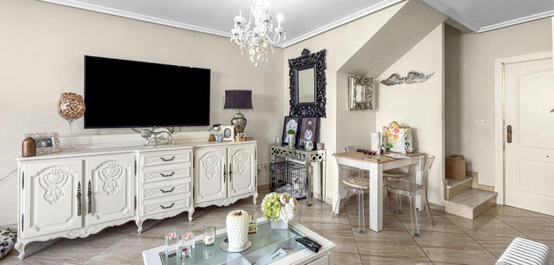 2 Schlafzimmer Stadthaus zu verkaufen