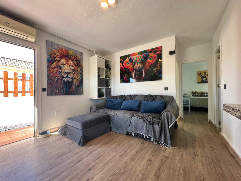 2 спальная комната вилла продается