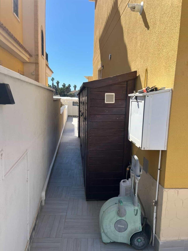 3 sovrum Villa till salu