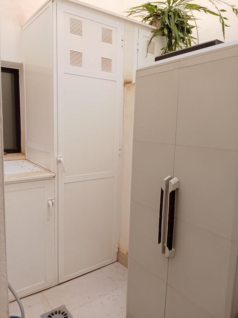 1 slaapkamer Appartement Te koop 1 slaapkamer Appartement Te koop