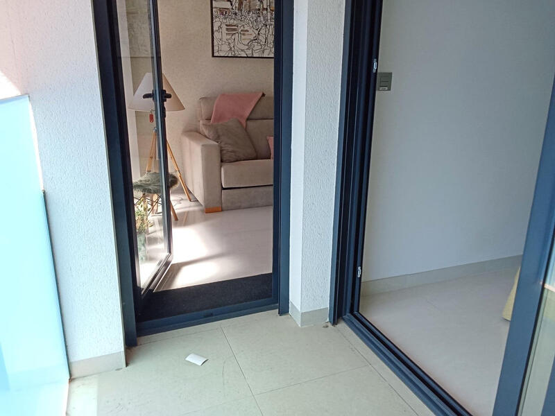 1 slaapkamer Appartement Te koop 1 slaapkamer Appartement Te koop