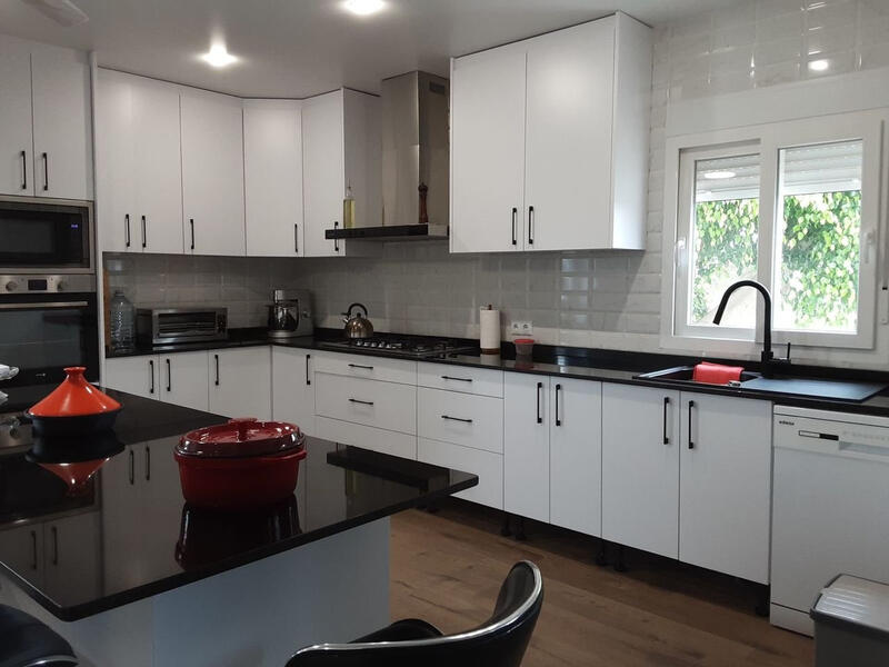 6 soverom Villa til salgs