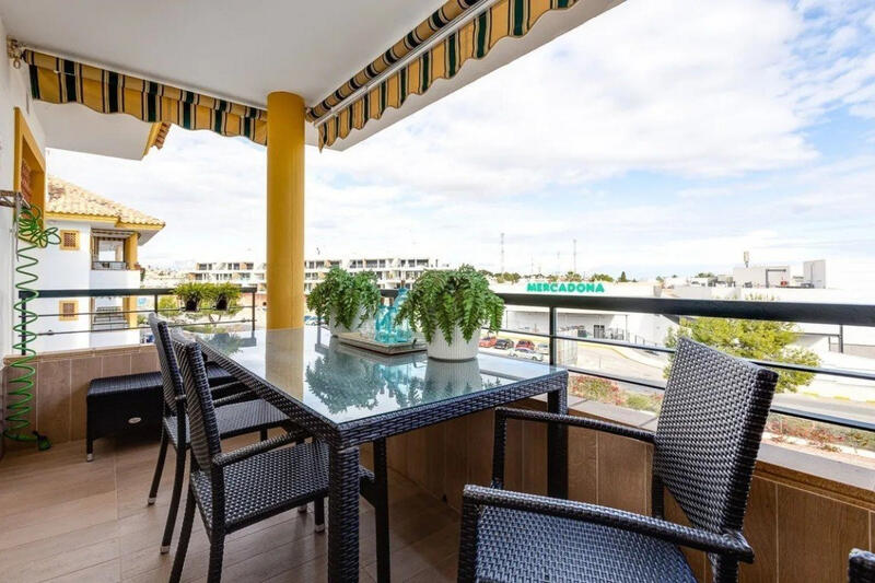 2 slaapkamer Appartement Te koop