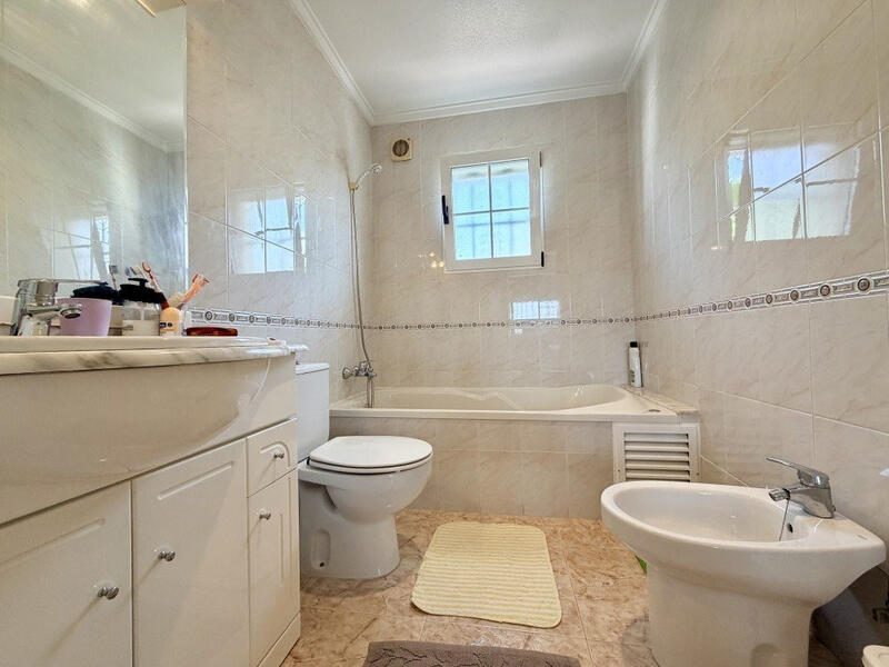 5 soverom Villa til salgs