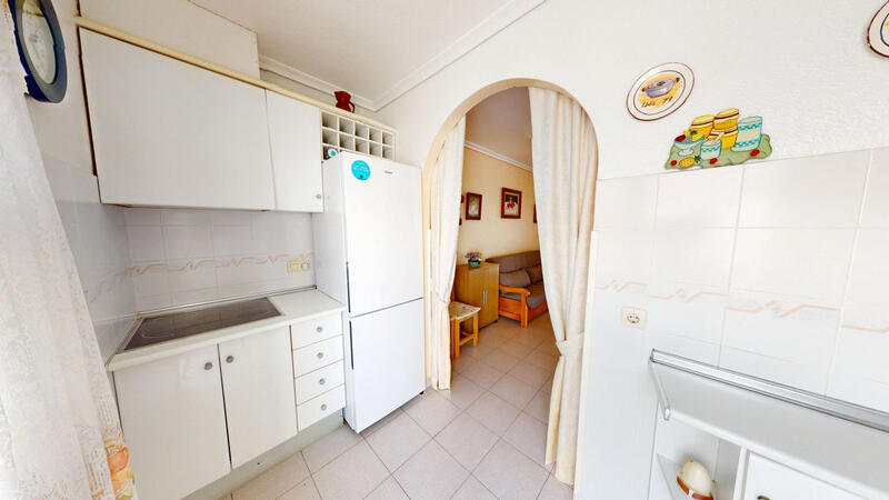 2 спальная комната вилла продается