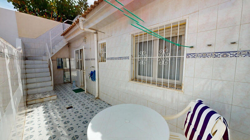 2 спальная комната вилла продается