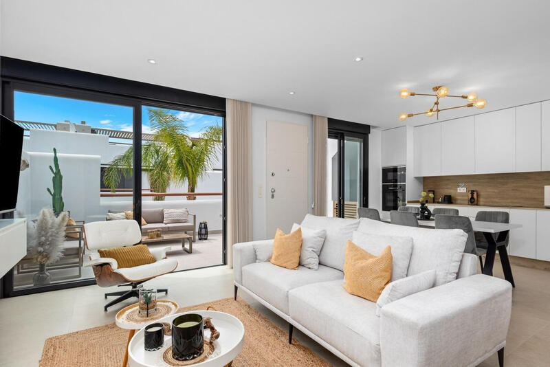 2 bedroom Apartment for sale