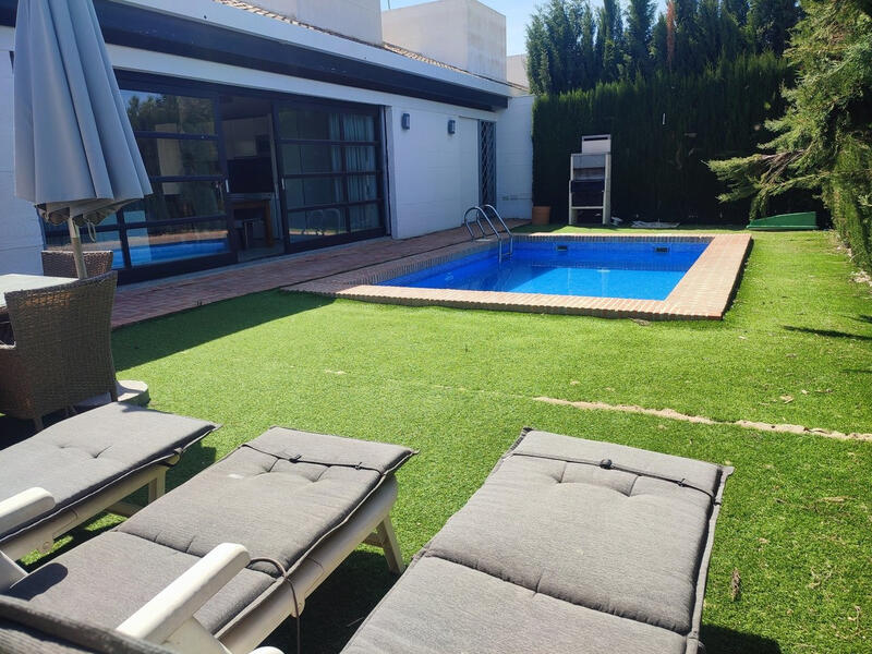 Villa en venta en Los Perez (Ayuntamiento Almoradi/Torrevieja), Alicante