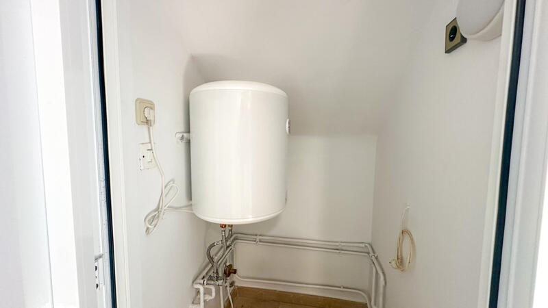 2 bedroom Townhouse for sale