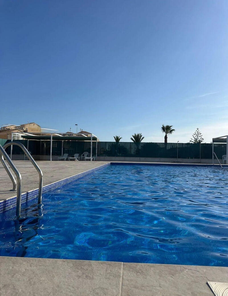 2 bedroom Townhouse for sale