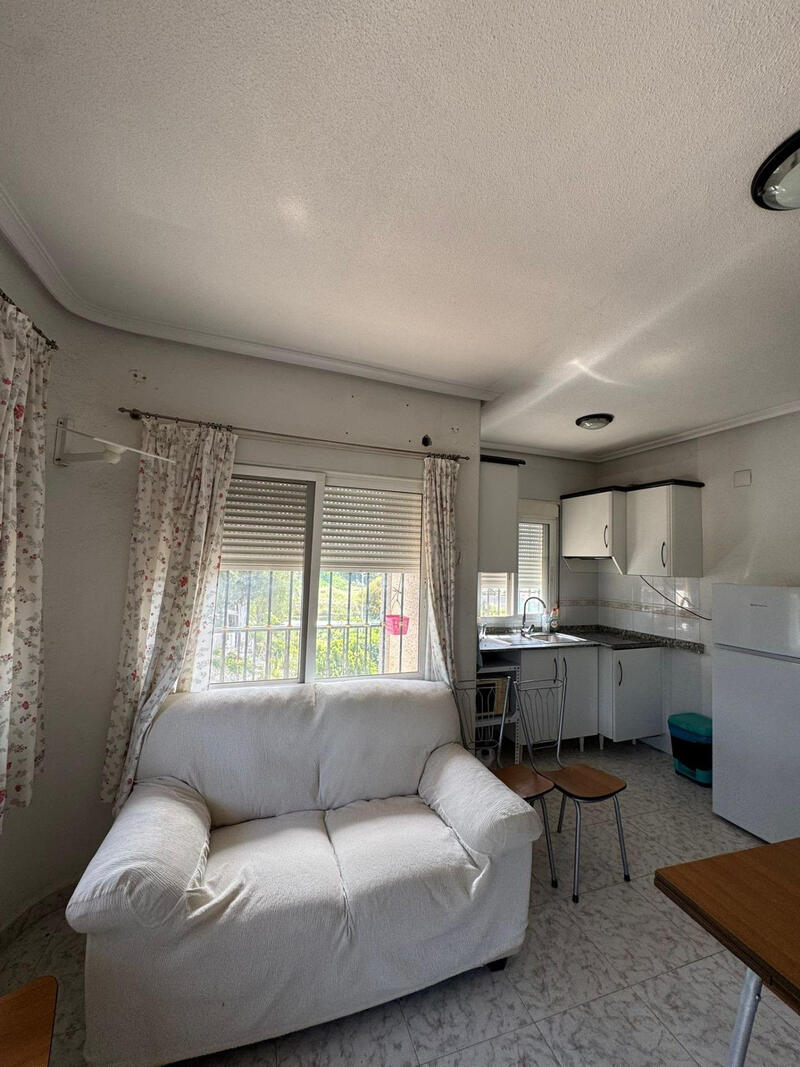 1 bedroom Country House for sale