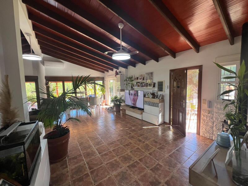 4 bedroom Country House for sale