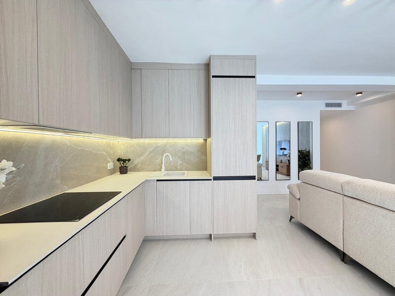 4 slaapkamer Appartement Te koop