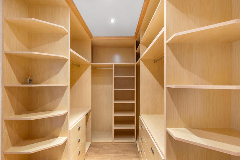 5 bedroom Villa for sale