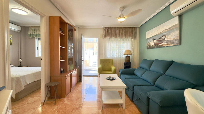 2 Cuarto Villa en venta