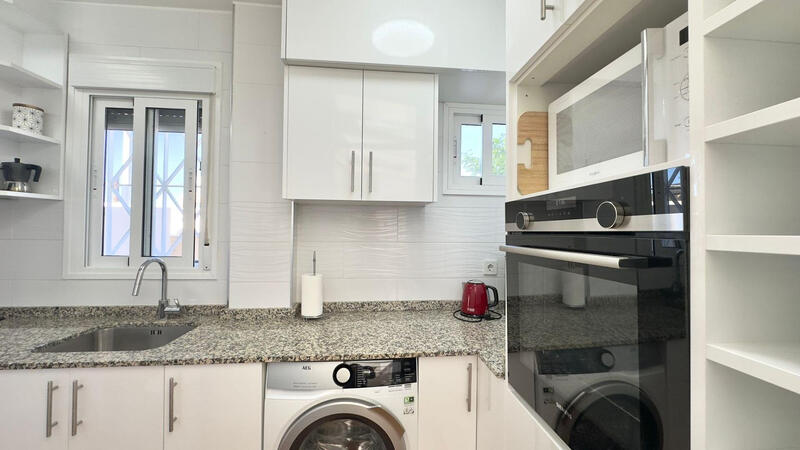 2 Cuarto Villa en venta