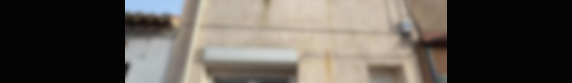 4 спальная комната городская тюрьма продается