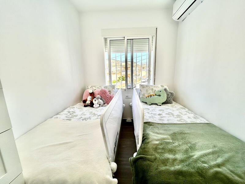 5 bedroom Villa for sale