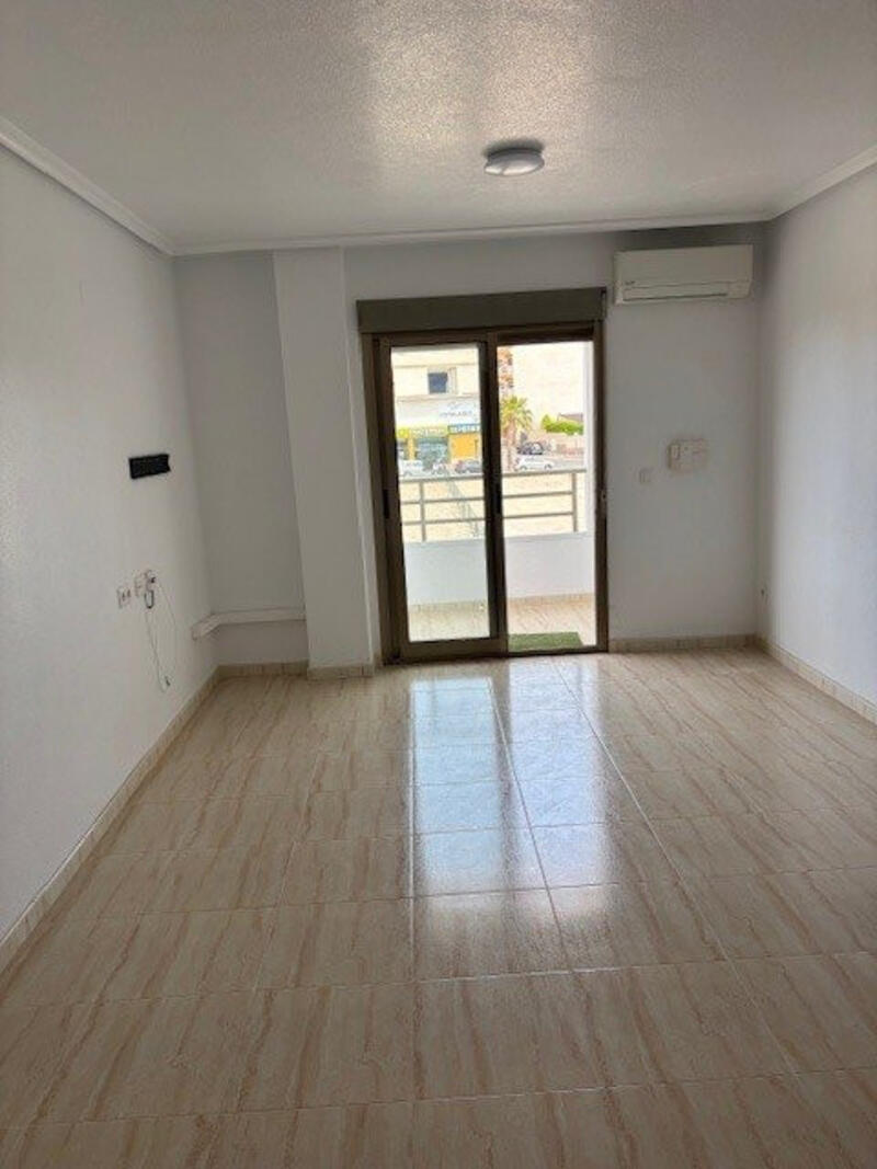 2 slaapkamer Appartement Te koop