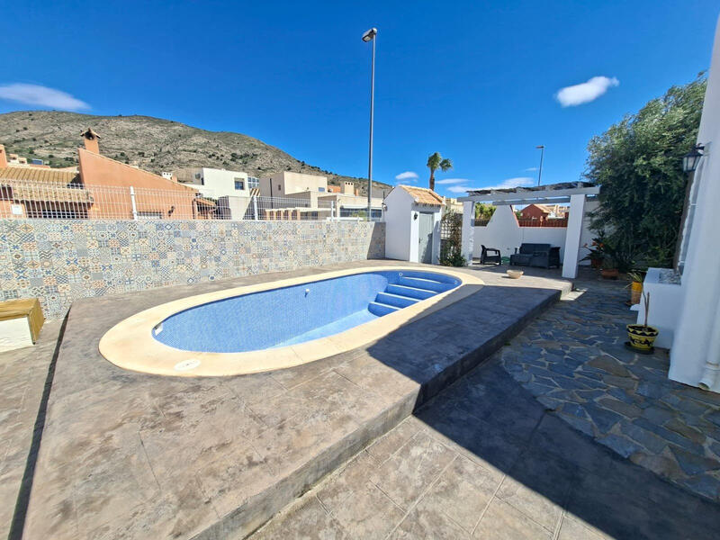 5 bedroom Villa for sale
