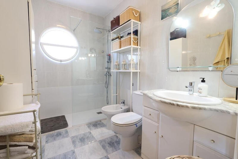 3 soveværelse Byhus til salg