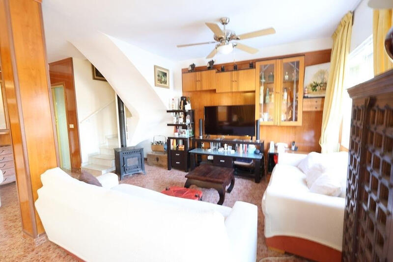 3 soveværelse Byhus til salg