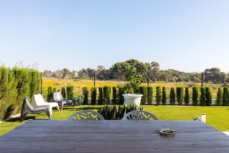 2 спальная комната квартира продается