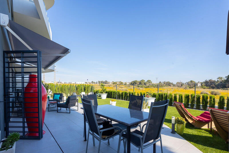 2 спальная комната квартира продается