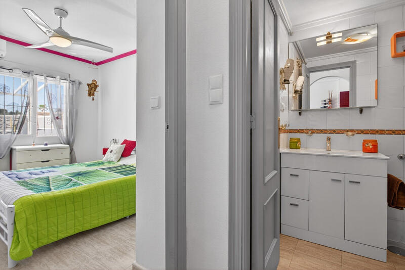 2 slaapkamer Appartement Te koop
