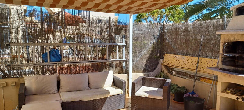 3 bedroom Townhouse for sale