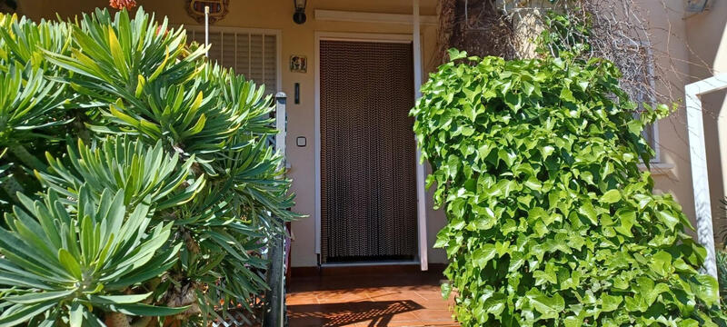 3 bedroom Townhouse for sale