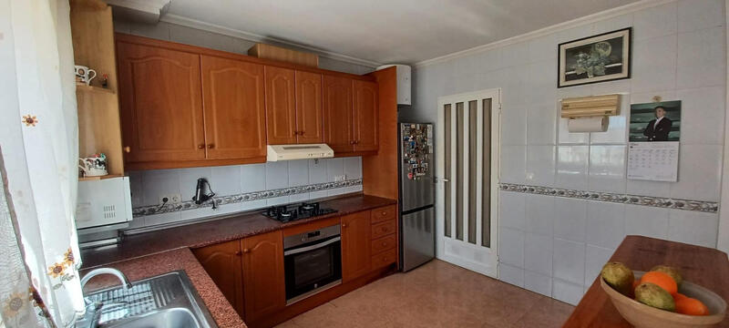 3 bedroom Townhouse for sale