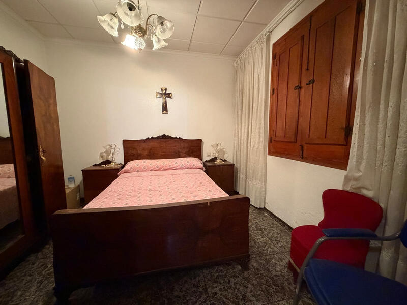 3 soveværelse Byhus til salg