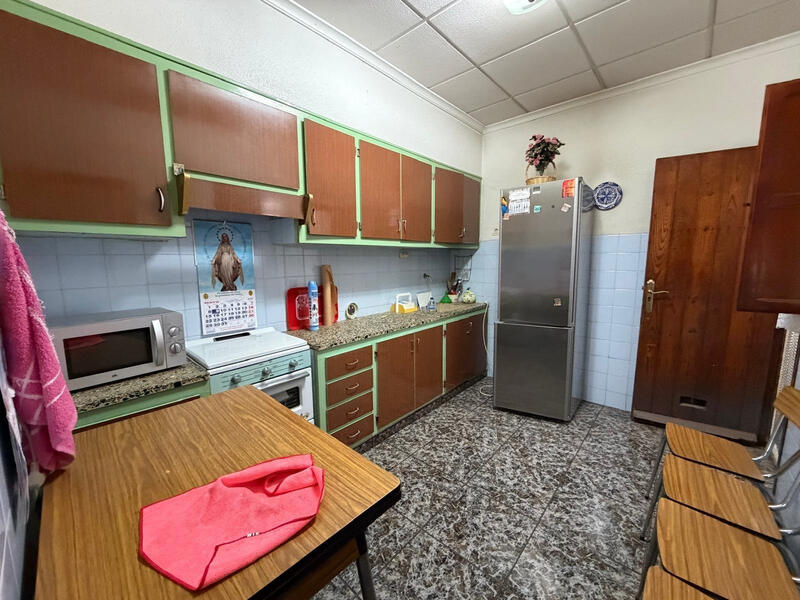 3 soveværelse Byhus til salg