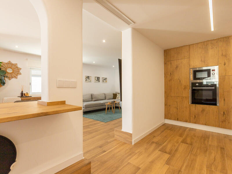 4 спальная комната вилла продается