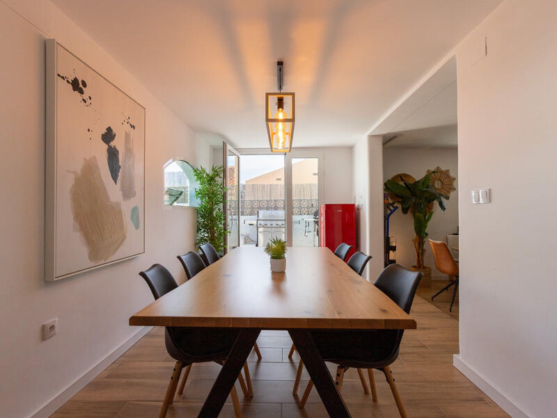 4 спальная комната вилла продается