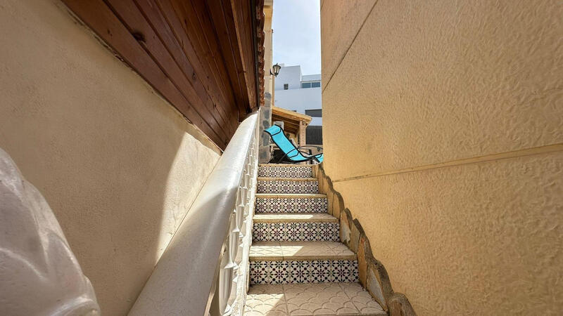 4 Cuarto Villa en venta