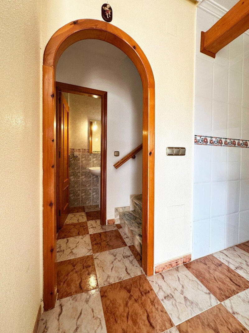 2 soveværelse Byhus til salg