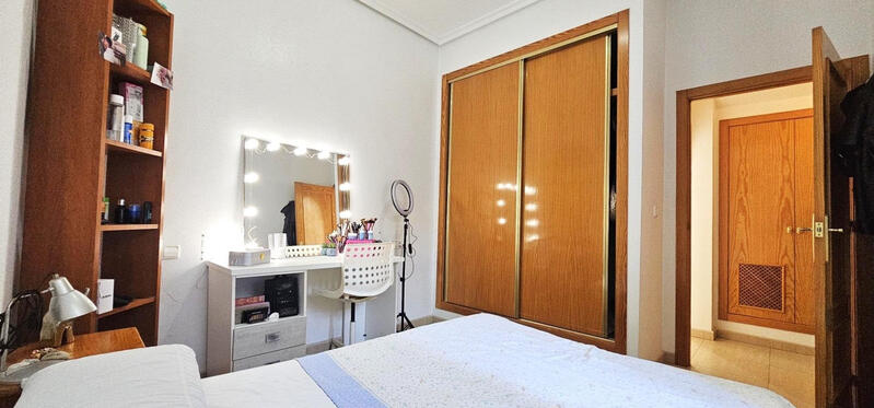 2 soveværelse Byhus til salg