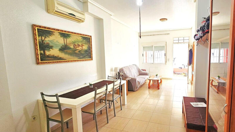 2 soveværelse Byhus til salg