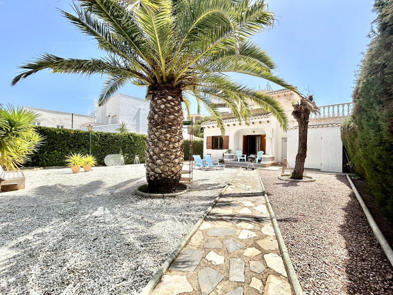 3 slaapkamer Villa Te koop