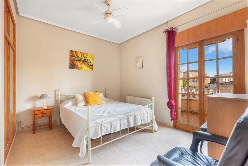 4 slaapkamer Villa Te koop