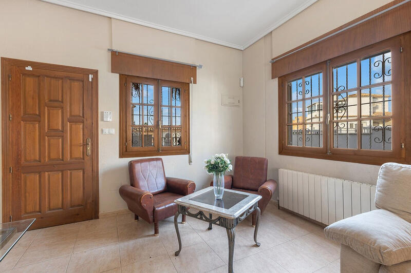4 slaapkamer Villa Te koop