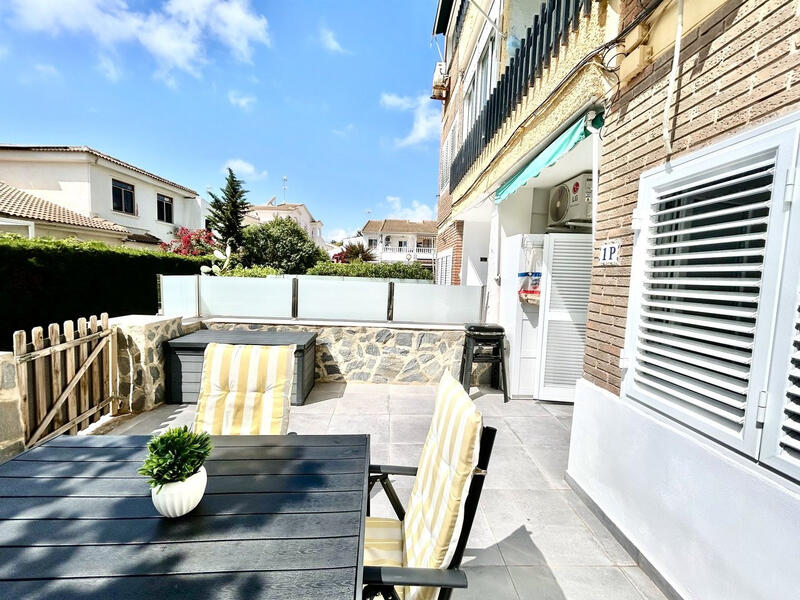 2 slaapkamer Appartement Te koop