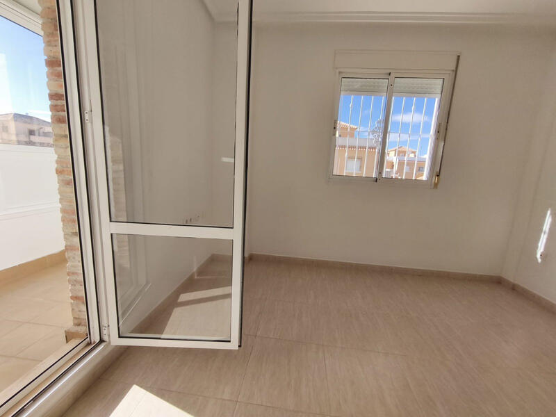 3 bedroom Townhouse for sale