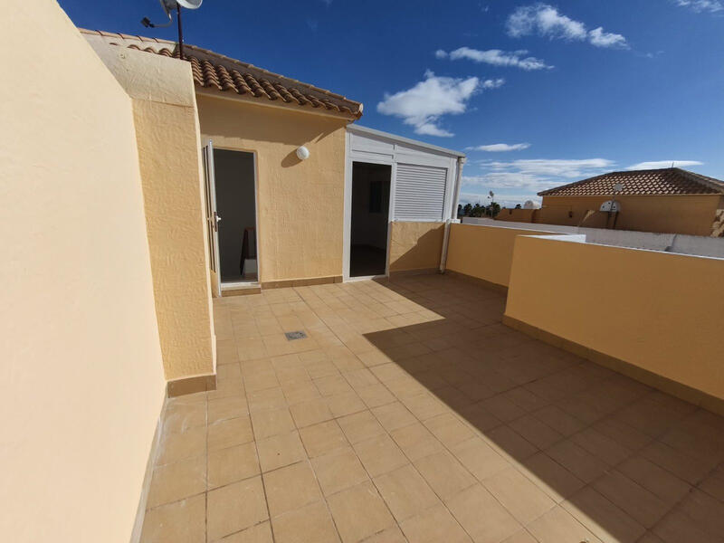 3 bedroom Townhouse for sale