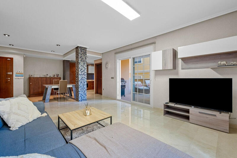 2 slaapkamer Appartement Te koop